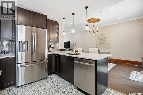 2266 Quebec Street, Regina, SK - Indoor Photo Showing Kitchen With Upgraded Kitchen