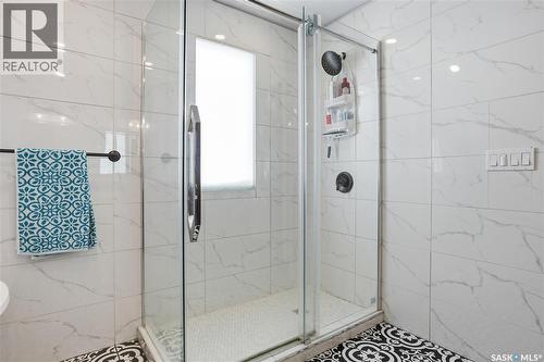 2266 Quebec Street, Regina, SK - Indoor Photo Showing Bathroom