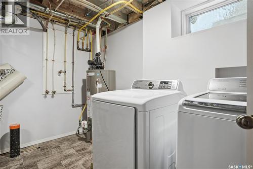 2266 Quebec Street, Regina, SK - Indoor Photo Showing Laundry Room