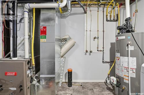 2266 Quebec Street, Regina, SK - Indoor Photo Showing Basement