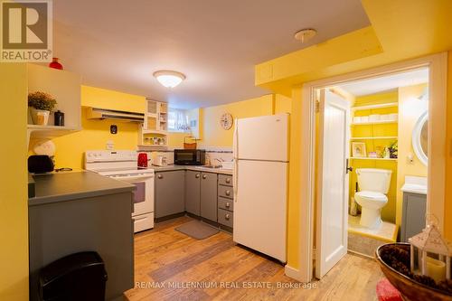 830 Muskoka Road S, Gravenhurst, ON 