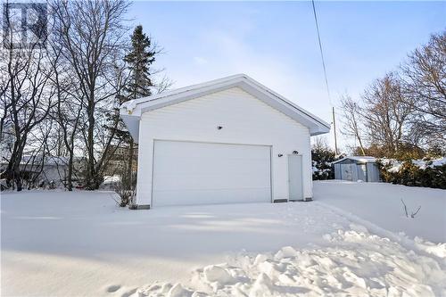 53 Walcot Street, Little Current, ON - Outdoor