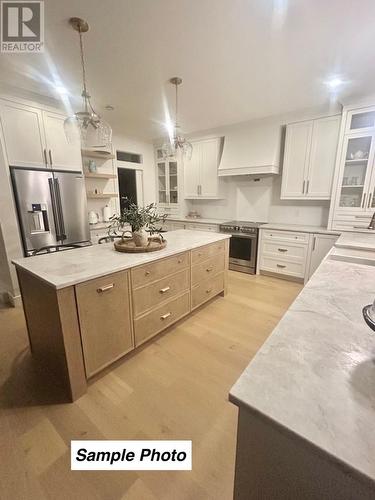 229 Cheeseman Drive, St.John’S, NL - Indoor Photo Showing Kitchen