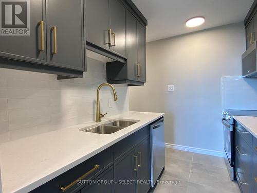 804 - 1105 Jalna Boulevard, London South (South X), ON - Indoor Photo Showing Kitchen With Double Sink