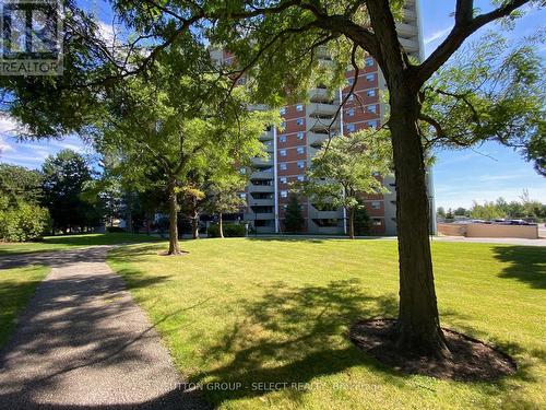 804 - 1105 Jalna Boulevard, London South (South X), ON - Outdoor