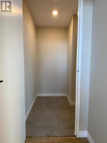 804 - 1105 Jalna Boulevard, London South (South X), ON - Indoor Photo Showing Other Room