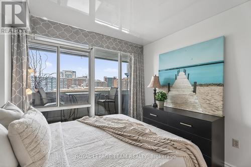 809 - 530 Laurier Avenue W, Ottawa, ON - Indoor Photo Showing Bedroom