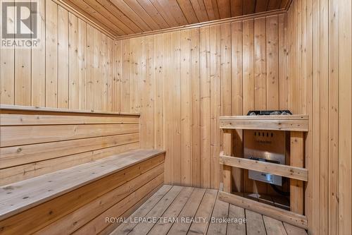 809 - 530 Laurier Avenue W, Ottawa, ON - Indoor Photo Showing Other Room