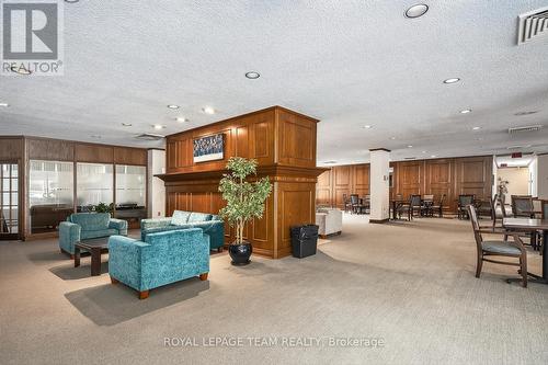 809 - 530 Laurier Avenue W, Ottawa, ON - Indoor Photo Showing Other Room