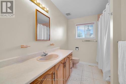 1396 Larose Avenue, Ottawa, ON - Indoor Photo Showing Bathroom