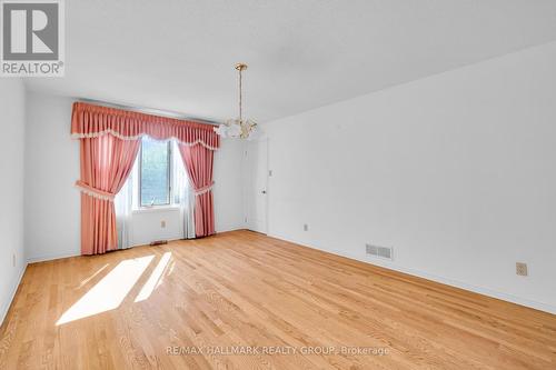 1396 Larose Avenue, Ottawa, ON - Indoor Photo Showing Other Room