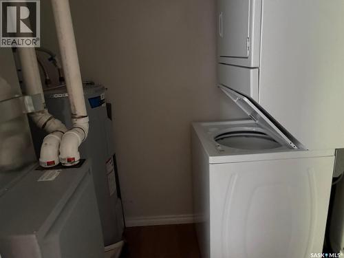 322 James Street, Esterhazy, SK - Indoor Photo Showing Laundry Room