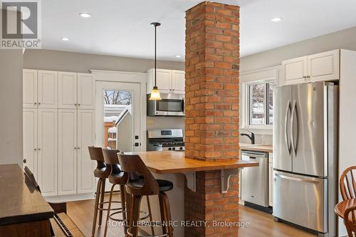 Island - 76 Henry Street, St. Catharines (Downtown), ON - Indoor Photo Showing Kitchen