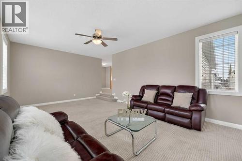 93 Silverado Bank Circle Sw, Calgary, AB - Indoor Photo Showing Living Room
