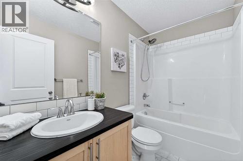 93 Silverado Bank Circle Sw, Calgary, AB - Indoor Photo Showing Bathroom