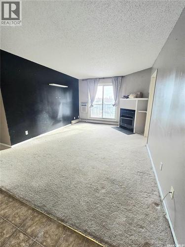 318 3308 33Rd Street W, Saskatoon, SK - Indoor With Fireplace