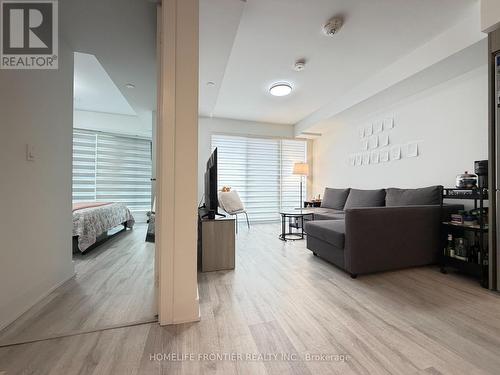 2219 - 585 Bloor Street E, Toronto, ON - Indoor