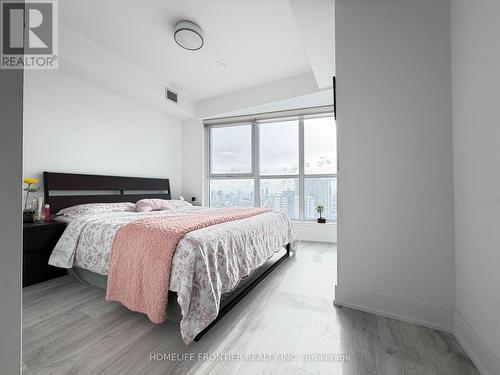 2219 - 585 Bloor Street E, Toronto, ON - Indoor Photo Showing Bedroom