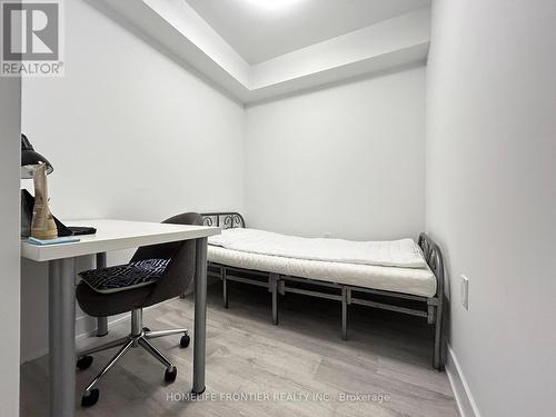 2219 - 585 Bloor Street E, Toronto, ON - Indoor