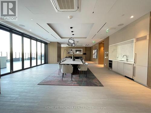 2219 - 585 Bloor Street E, Toronto, ON - Indoor Photo Showing Other Room