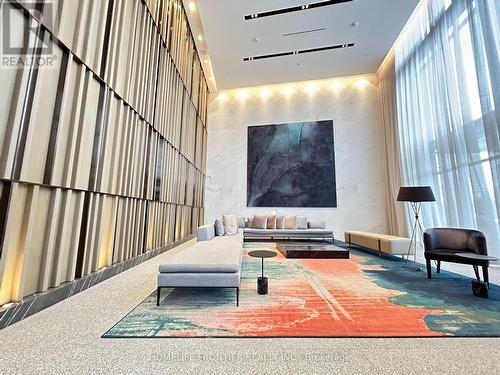 2219 - 585 Bloor Street E, Toronto, ON - Indoor Photo Showing Other Room