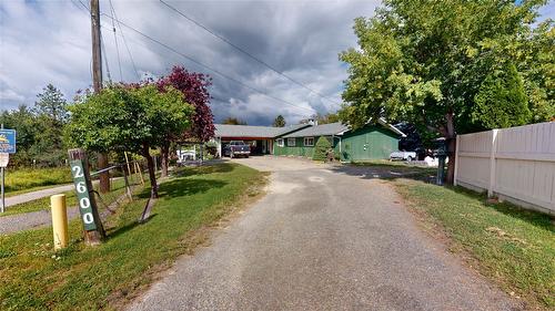 2600 7Th Street, Cranbrook, BC - Outdoor