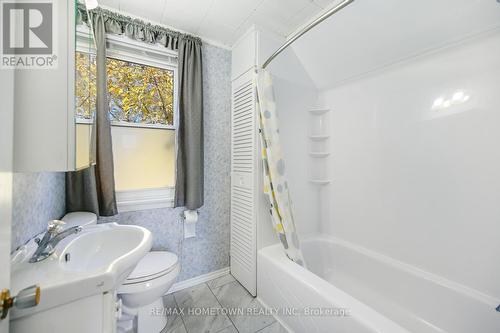 72 Havelock Street, Brockville, ON - Indoor Photo Showing Bathroom