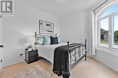 4242 Village Creek Drive, Fort Erie (Stevensville), ON - Indoor Photo Showing Bedroom