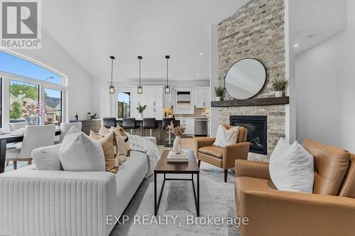 4242 Village Creek Drive, Fort Erie (Stevensville), ON - Indoor Photo Showing Living Room With Fireplace