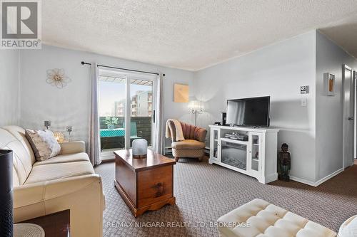 323 - 72 Main Street E, Port Colborne (Bethel), ON - Indoor Photo Showing Living Room