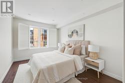 Primary Bedroom w walk-in closet - 