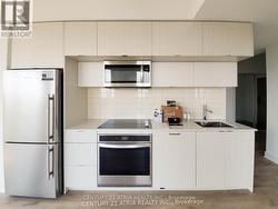 3308 - 575 BLOOR STREET E  Toronto, ON M4W 0B2