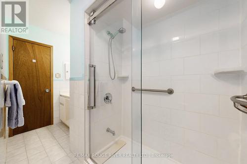 224 Fairglen Avenue, Toronto, ON - Indoor Photo Showing Bathroom