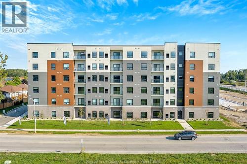 4785 Walker Road Unit# 604, Windsor, ON - Outdoor With Balcony With Facade