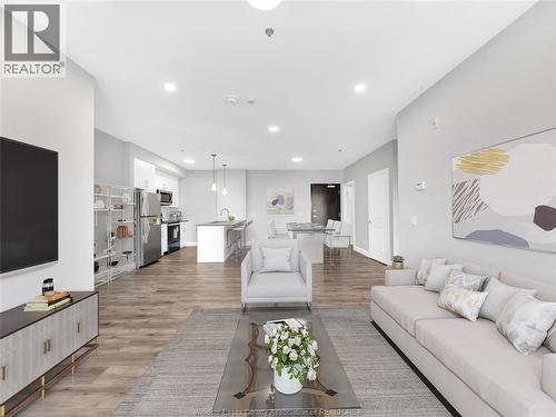 4785 Walker Road Unit# 604, Windsor, ON - Indoor Photo Showing Living Room