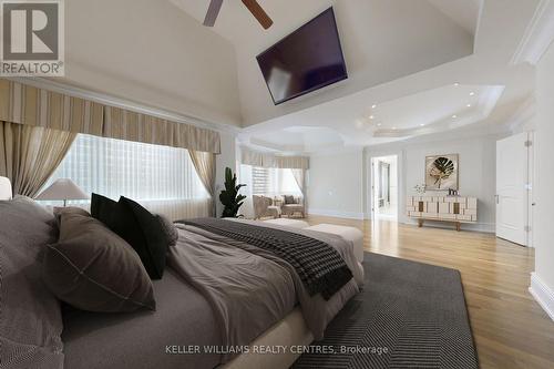 33 Maple Grove Avenue, Richmond Hill, ON - Indoor Photo Showing Bedroom