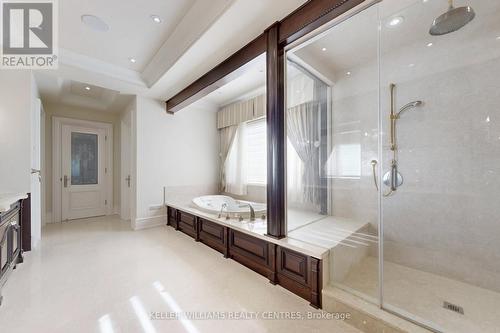 33 Maple Grove Avenue, Richmond Hill, ON - Indoor Photo Showing Bathroom