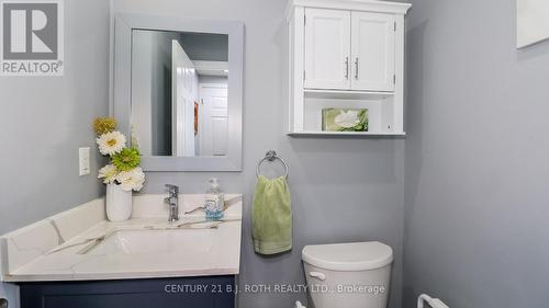 3 Coleman Drive, Barrie, ON - Indoor Photo Showing Bathroom