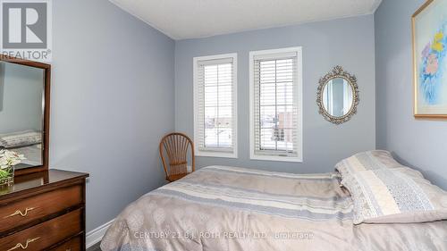 3 Coleman Drive, Barrie, ON - Indoor Photo Showing Bedroom