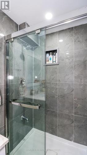 3 Coleman Drive, Barrie, ON - Indoor Photo Showing Bathroom