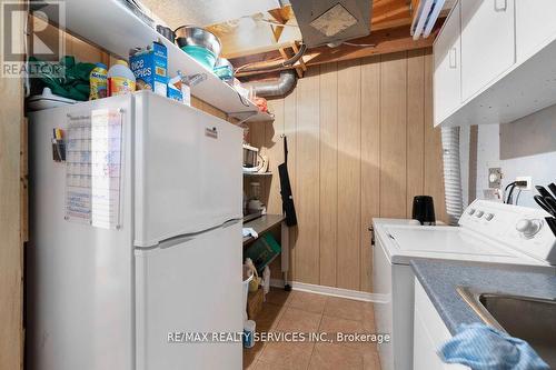 12 Nuttall Street, Brampton, ON - Indoor Photo Showing Laundry Room
