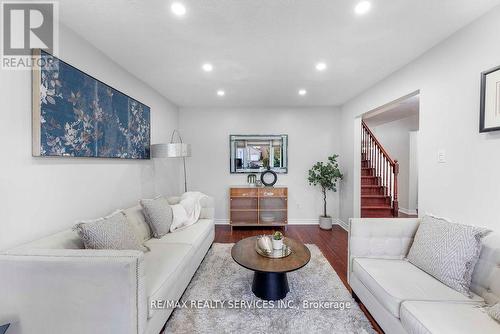 12 Nuttall Street, Brampton, ON - Indoor Photo Showing Living Room