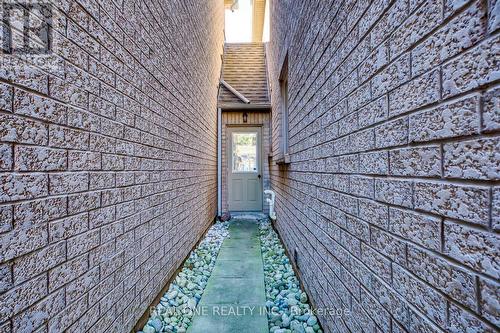 1247 Agram Drive, Oakville, ON - Outdoor