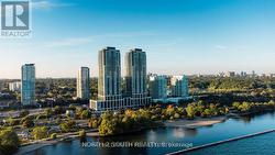 3205 - 1928 LAKESHORE BOULEVARD  Toronto, ON M6S 0B1