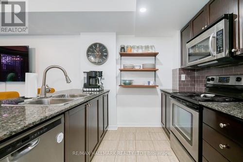 113 - 20 Foundry Avenue, Toronto, ON - Indoor Photo Showing Kitchen With Stainless Steel Kitchen With Double Sink With Upgraded Kitchen
