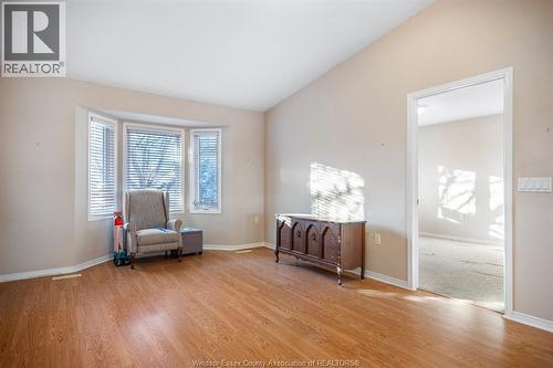 18-80 Centre Unit# 18, London, ON - Indoor