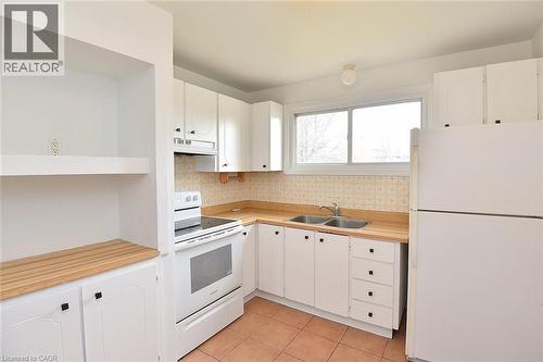 1564 Garth Street Unit# 30A, Hamilton, ON - Indoor Photo Showing Kitchen With Double Sink
