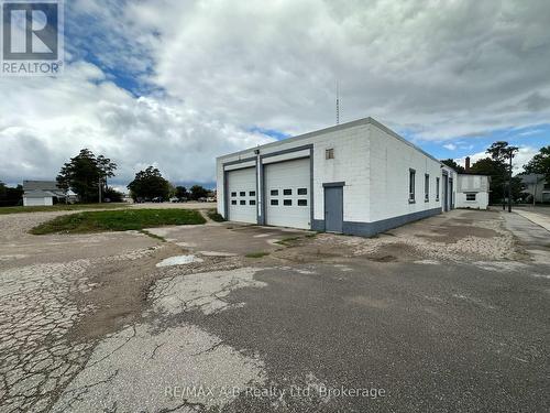 15 Mill Street E, Perth East (Milverton), ON 