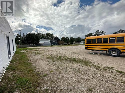 15 Mill Street E, Perth East (Milverton), ON 