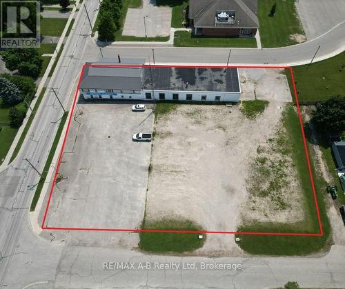 15 Mill Street E, Perth East (Milverton), ON 